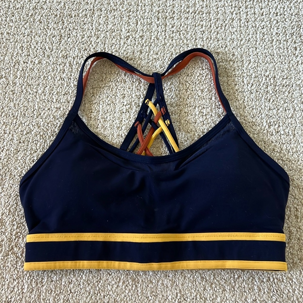 Lorna Jane women’s sports bra